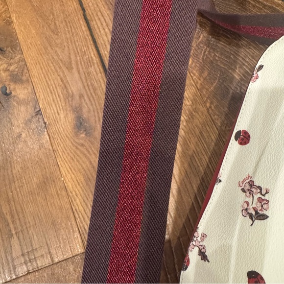 Coach Red and White Crossbody Bag with Floral and Ladybug Design - Picture 8 of 16